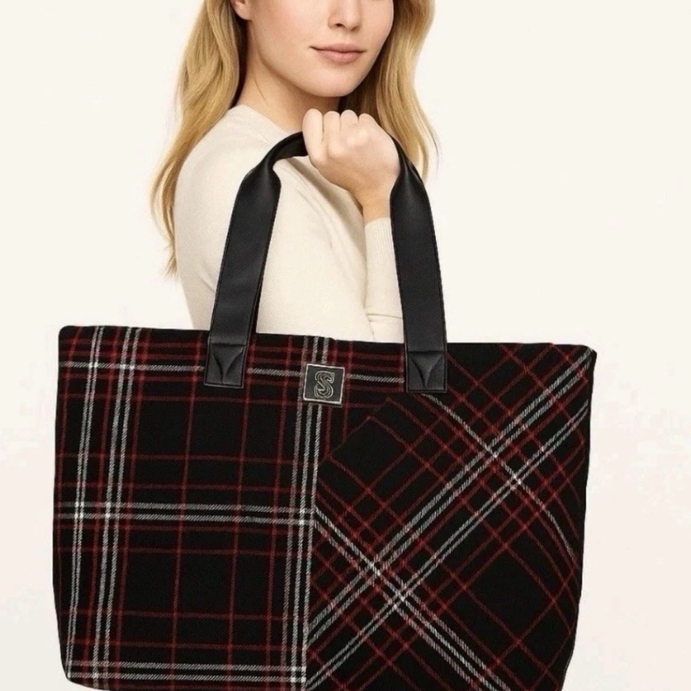Victoria's Secret NWT Victoria Secret Striped Tote Bag - Picture 5 of 5